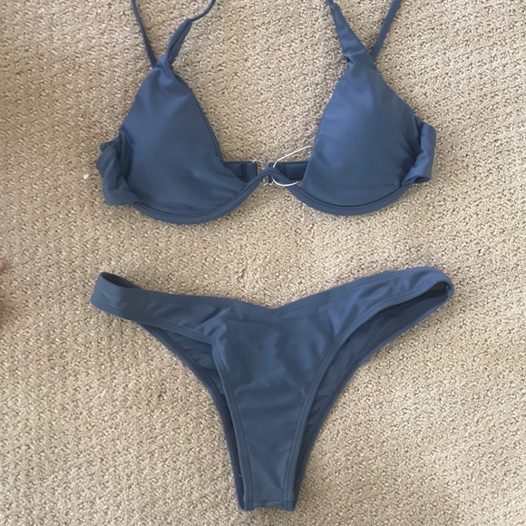 Tia bikini - Picture 2 of 3